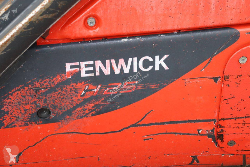 Chariot élévateur Fenwick 02