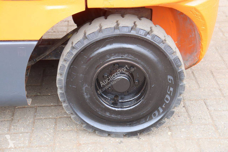 Teleskopický manipulátor Doosan D30S-5