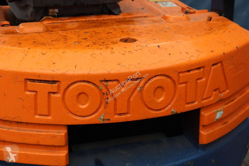 Chariot élévateur Toyota 02-5FD 15