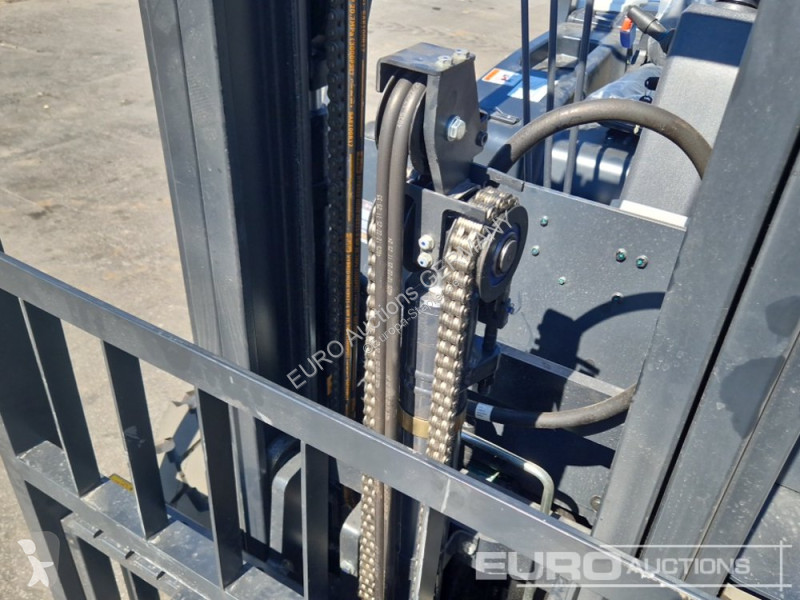 Chariot élévateur Bobcat D30NXE