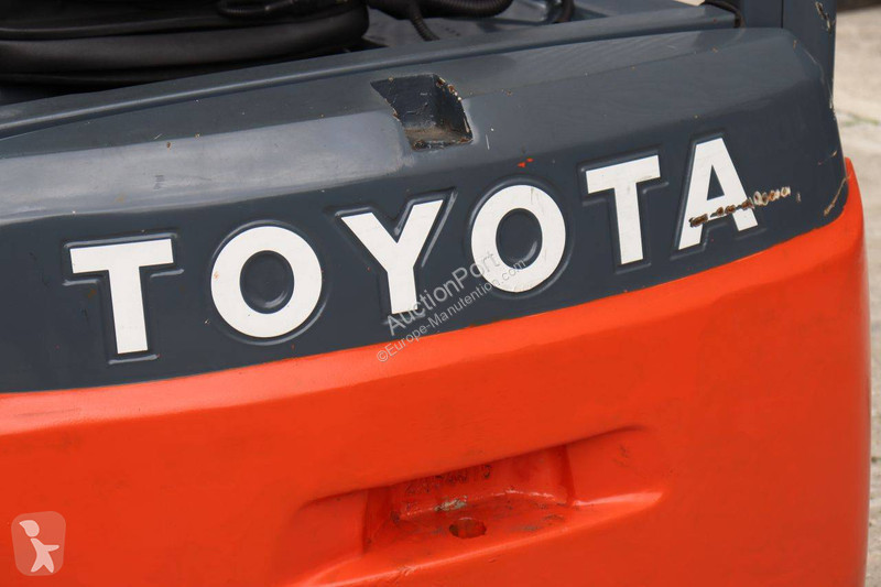 Carretilla elevadora Toyota 8FBE16T