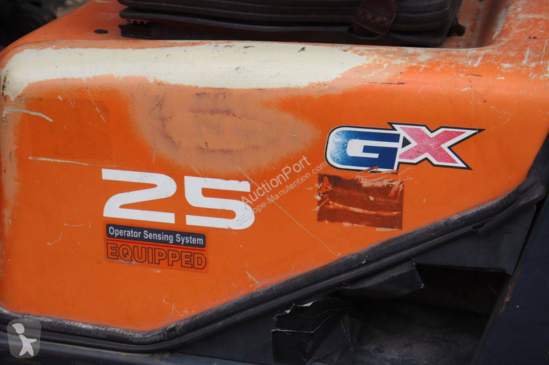 Навантажувач вилковий Doosan G25G