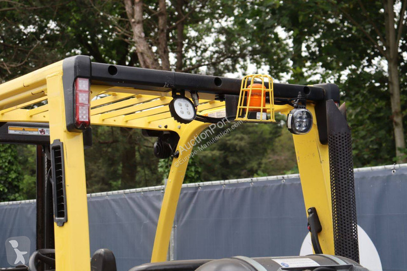Forklift