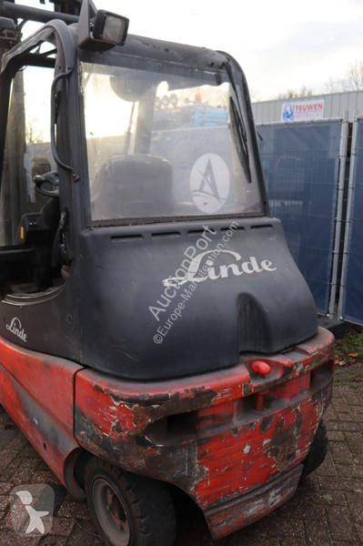 Stivuitor Linde E30/02
