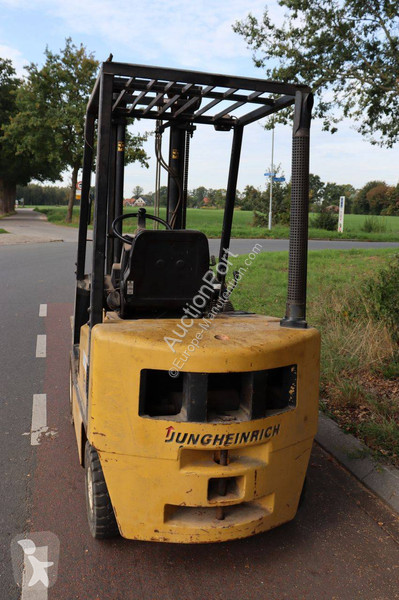 Chariot élévateur Jungheinrich DFG 16G-379 2T