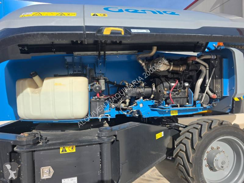 منصة تلسكوبية Genie ZX-135/70