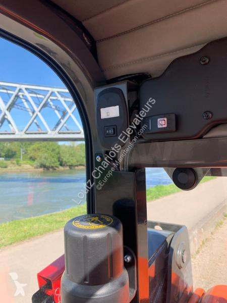 Chariot élévateur Ausa Plus