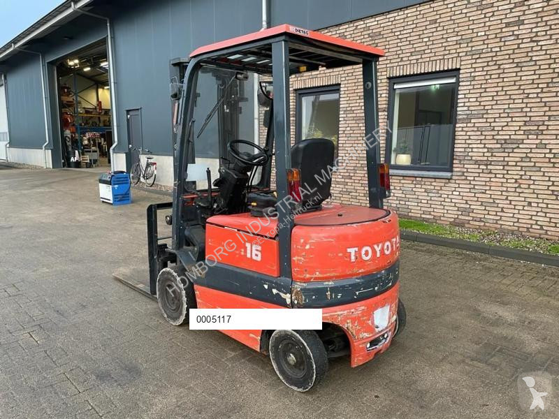 Teleskopický manipulátor Toyota 1.6 ton FBMF16...