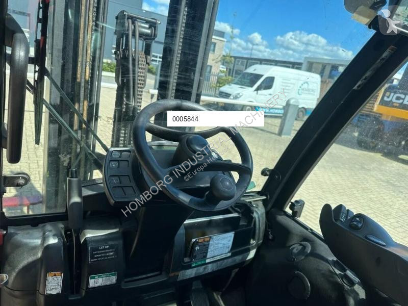 Stivuitor Hyster H3.0FT 3 ton Triplex Freelift...