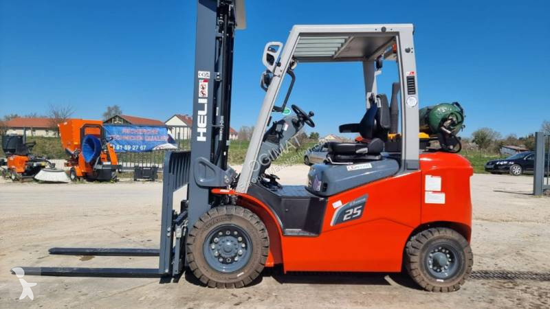 Stivuitor Heli 2,5T à gaz