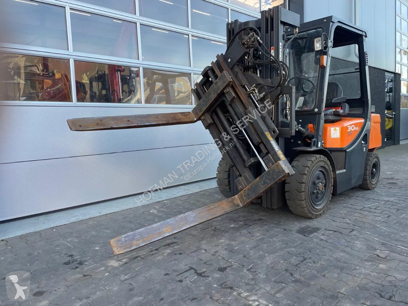 Stivuitor Doosan D30GP