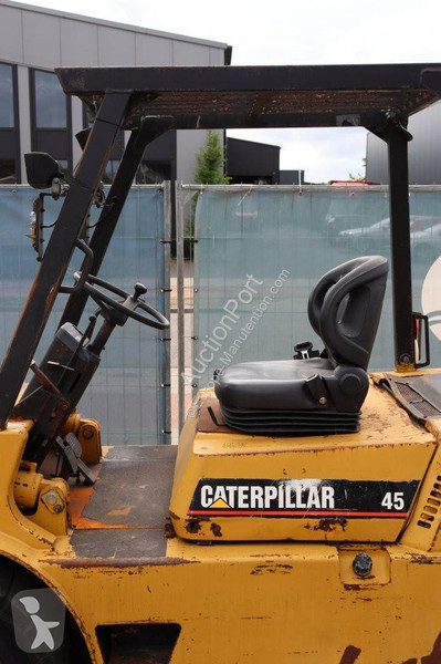 Caterpillar DP45 Gabelstapler