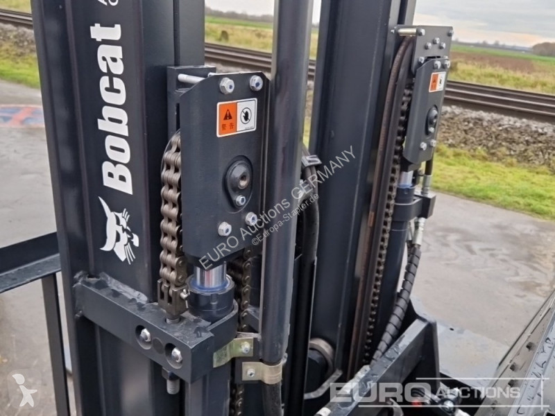 Кар Bobcat D30NX