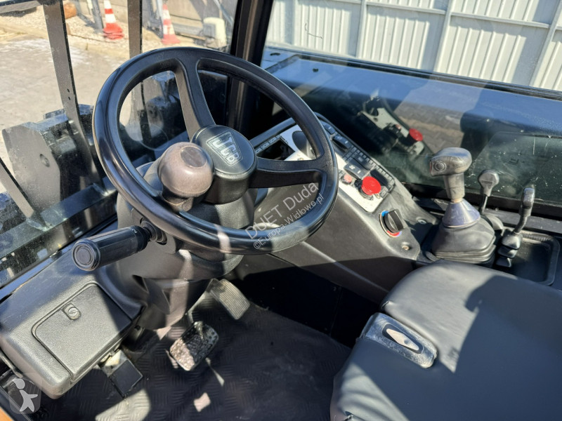 Автопогрузчик JCB 35D 4x4 T4 TELESKOP /...
