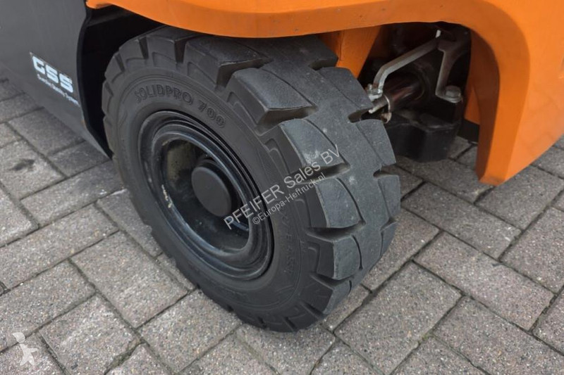 رافعة شوكية Doosan B30X-7 Plus Electric, 3 Tons...