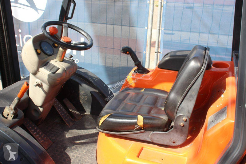 Chariot élévateur Ausa CH-150 X4