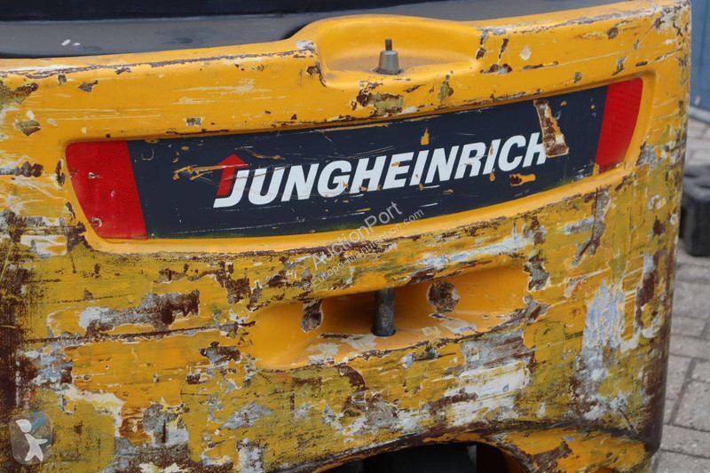 Stivuitor Jungheinrich EFG216k