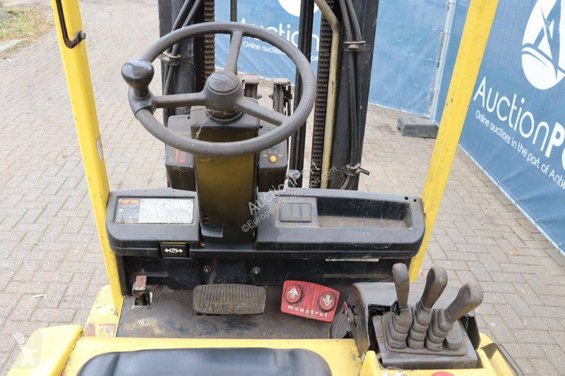 Автопогрузчик Hyster J3.00XM