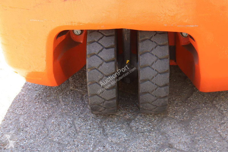 Carretilla elevadora Toyota 8FBE16T