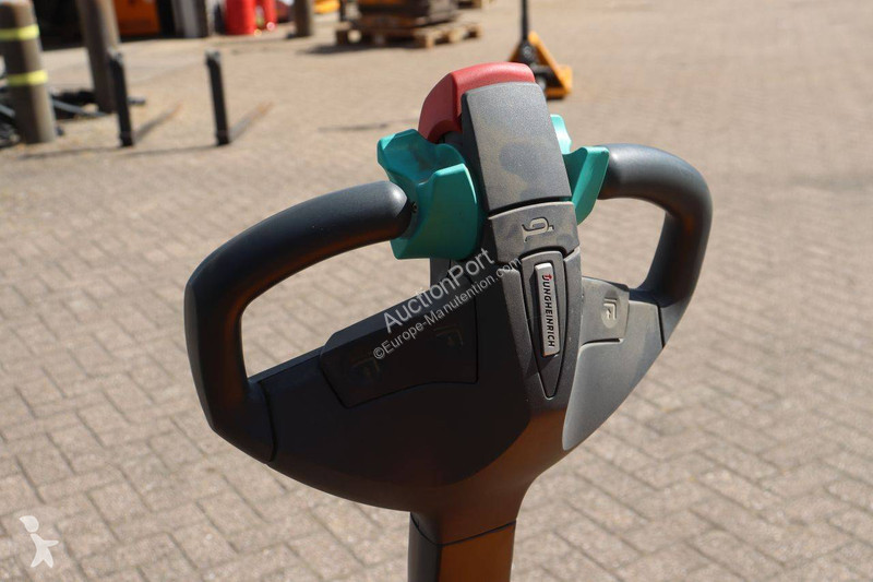 Carretilla elevadora Jungheinrich EMC 110
