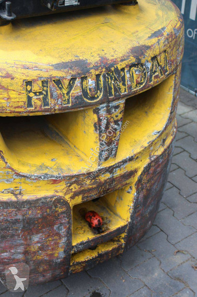 Chariot élévateur Hyundai 33L-7A