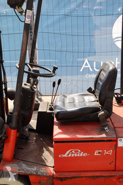 Chariot élévateur Linde E14