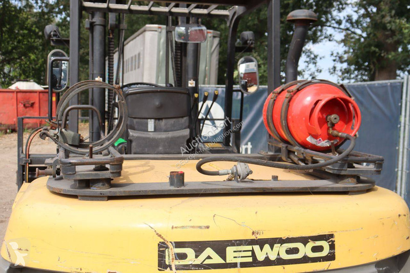 Навантажувач вилковий Daewoo G70S-2