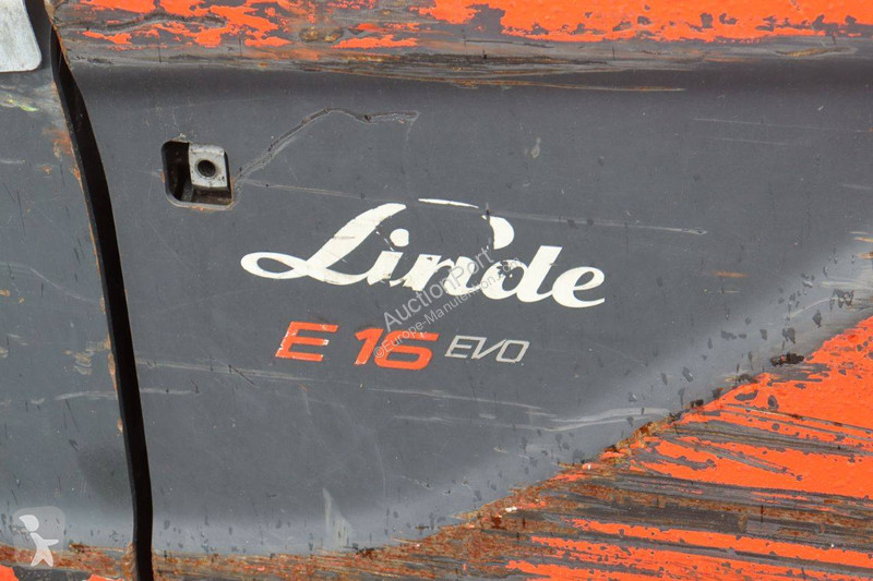 Навантажувач вилковий Linde