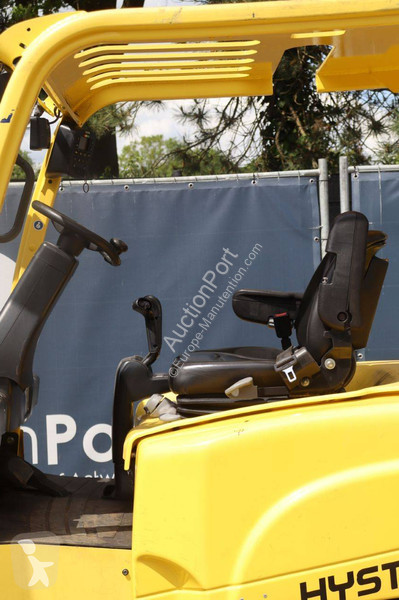 Forklift