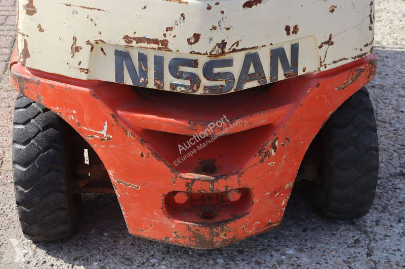 Wózek podnośnikowy Nissan PF02A20U