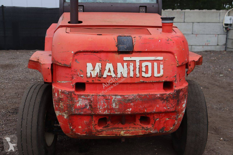 رافعة شوكية Manitou MC 30