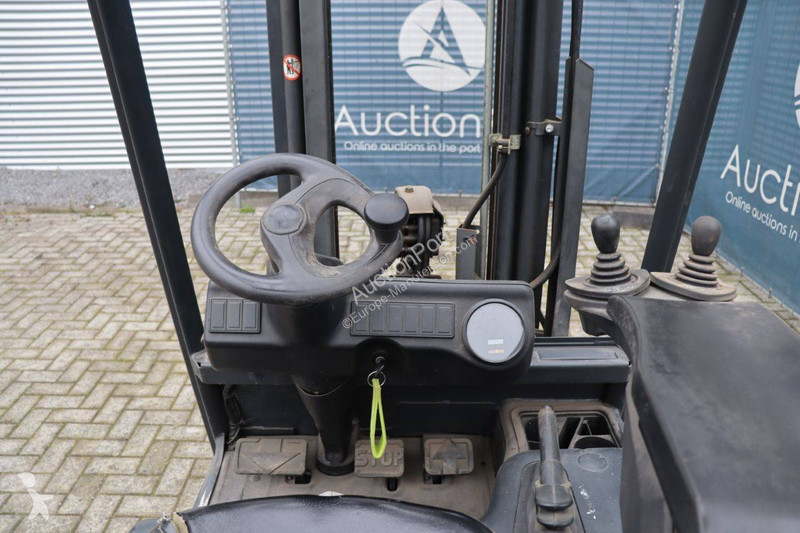 Chariot élévateur Linde E16P