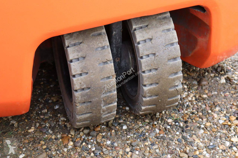 Empilhador elevador Toyota 8FBE16T