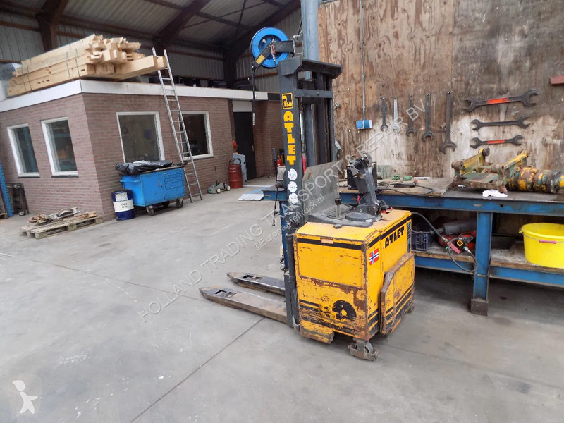 Stivuitor Atlet electrick lift choice off 3...