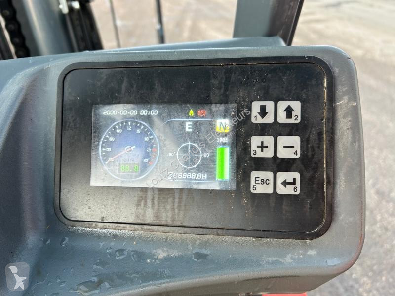 رافعة شوكية Heli  CPD35-GB2LI-S