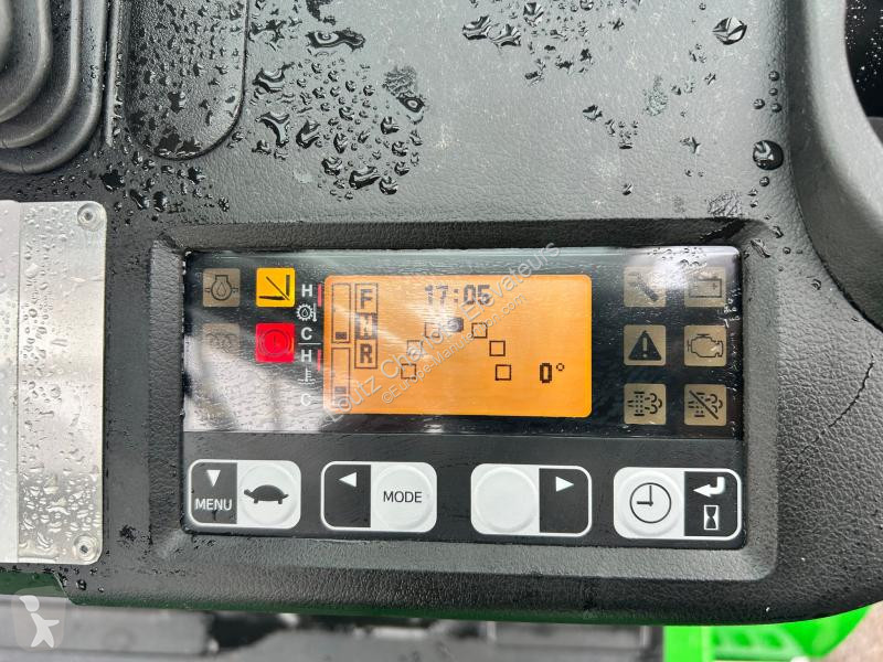 رافعة شوكية Cesab  M320GV