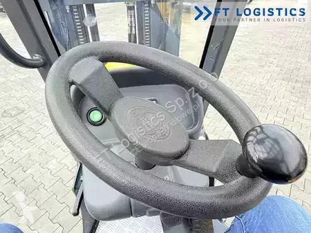 Teleskopický manipulátor Aisle Master