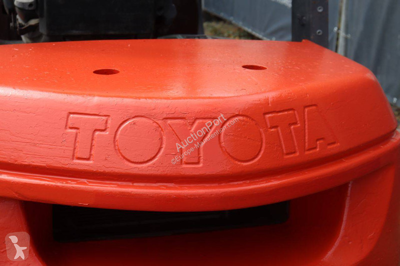 Stivuitor Toyota 62-7FDF30
