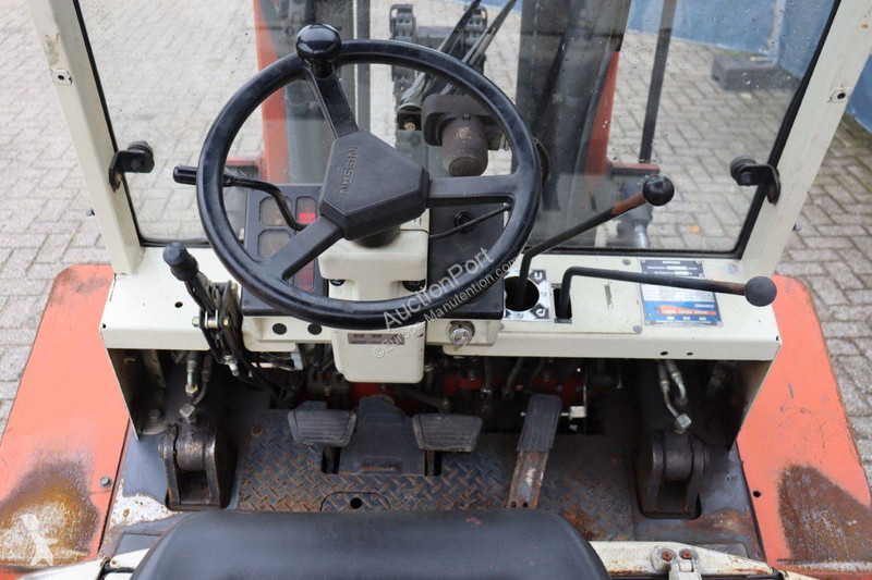Teleskopický manipulátor Nissan RHG02 A 30U