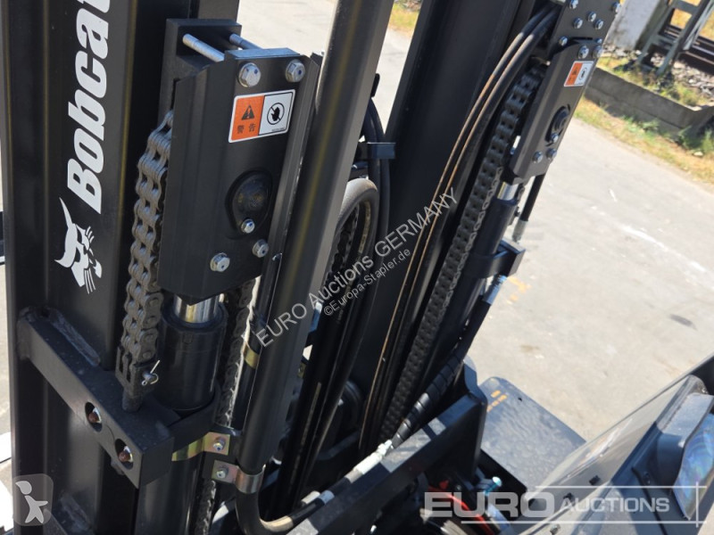 Chariot élévateur Bobcat D30NXE