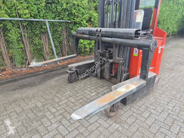 Teleskopický manipulátor BT FRT 2000 SE-5
