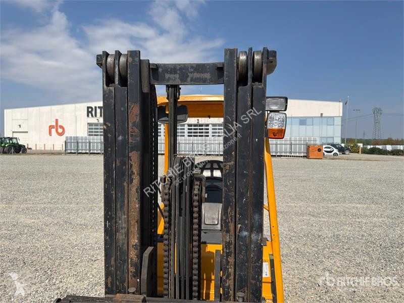 Навантажувач вилковий Manitou MI25D 2500 kg...
