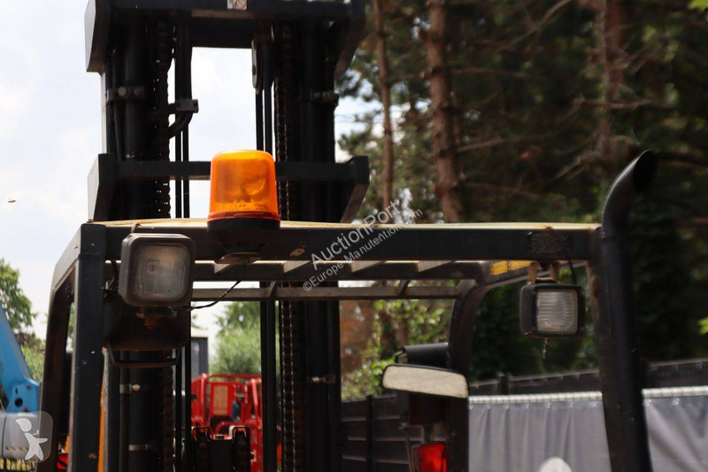 Samsung SF30D Forklift