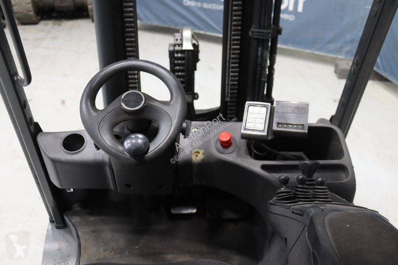 Chariot élévateur Linde E30L-01