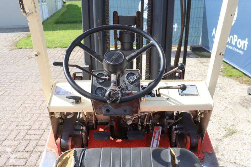 Wózek podnośnikowy Nissan PF02A20U