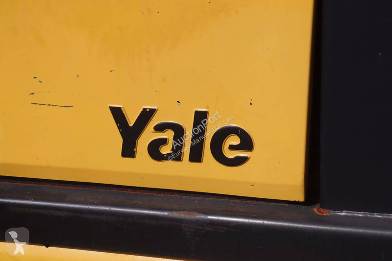 Wózek podnośnikowy Yale 3.9L 239