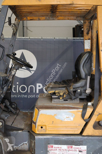 Chariot élévateur TCM FHD36Z9