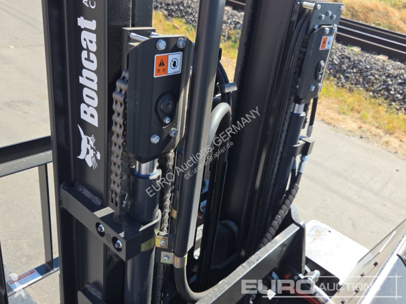 Кар Bobcat D30NXE