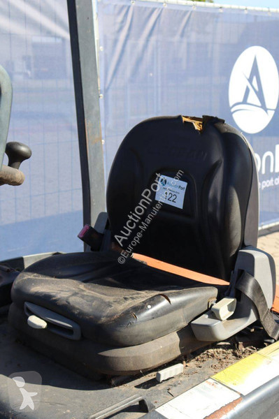 Empilhador elevador Doosan B15T-5