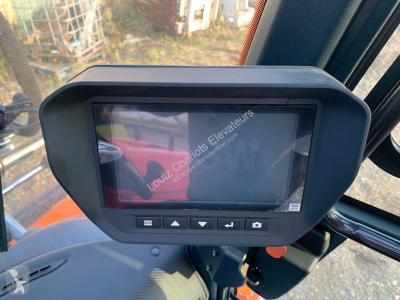 Chariot élévateur Doosan  D160S-9